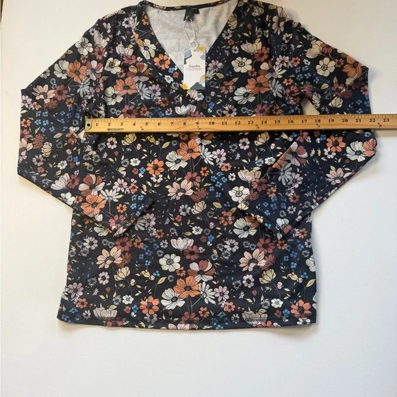 NWT SUNBS Graphic Shirts for Women V Neck Blouses Casual Soft Women Long Sleeve - Picture 4 of 7